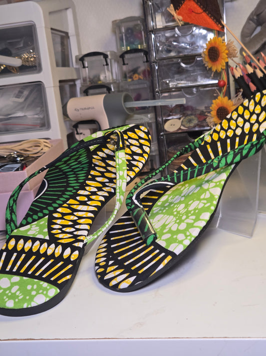 Sandale en pagne vert clair