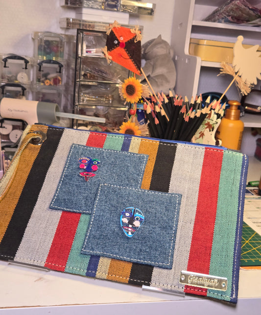 Pochette en tissu tissé et jean