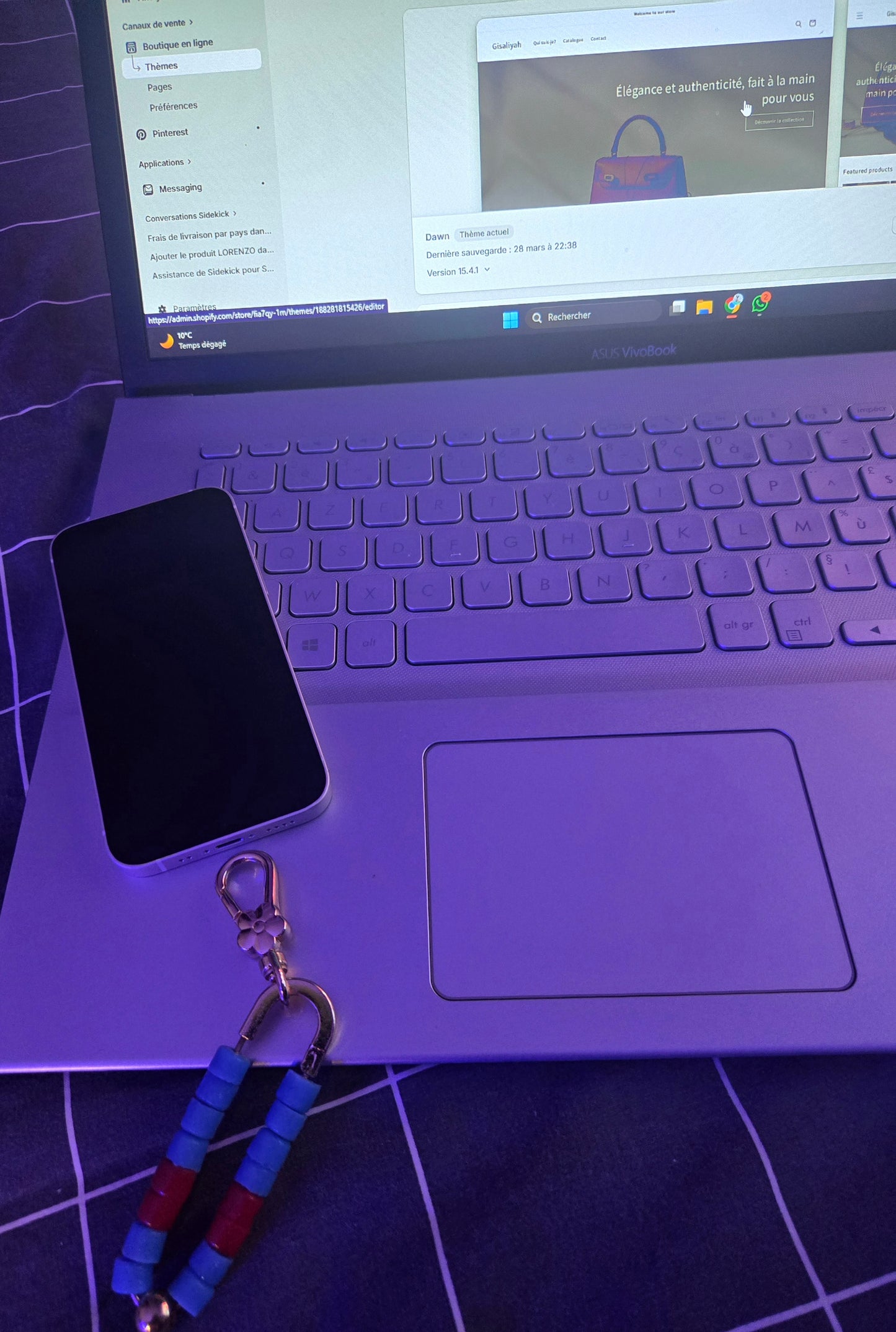 Bijoux pour téléphone